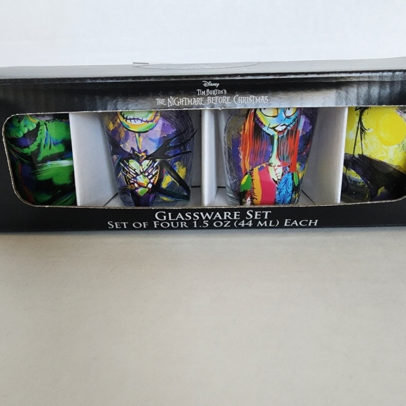 DISNEY THE NIGHTMARE BEFORE CHRISTMAS 1.5oz Glassware Set 4 Shot Glasses - Picture 7 of 7